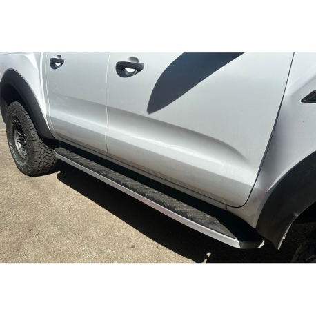 Estribos Ford Ranger T6 / T7 / T8 / T9 2012-2023