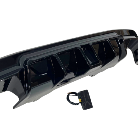 Difusor Trasero BMW E60 look M Performance Brillante Negro Luz de freno led