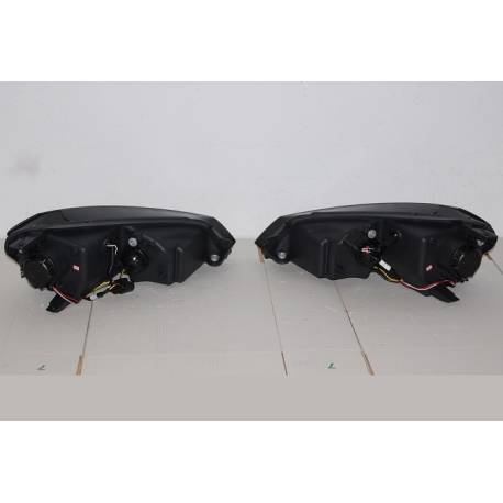 Faros Delanteros Luz De Dia Real Volkswagen Golf 7 Black