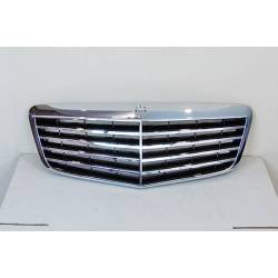 Parrilla Mercedes W211 07-09 Look AMG